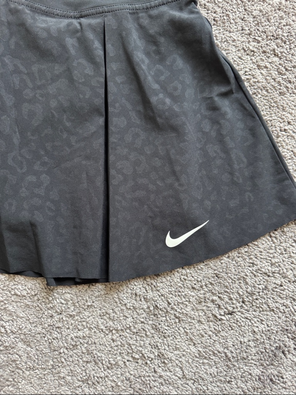 NWOT Nike Embossed 13” Club Tennis Skirt Black Size M - Picture 5 of 16